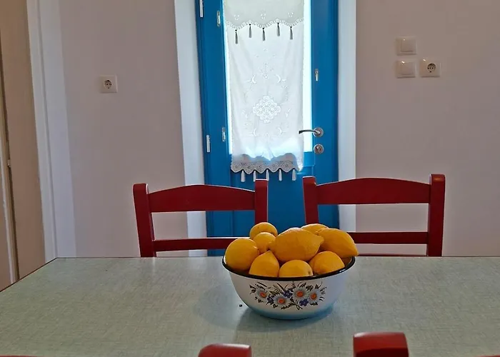 Lerosophy اجيا مارينا