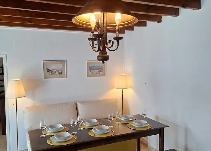 بيت للعطل Lerosophy