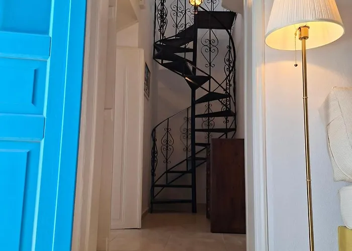 Lerosophy اجيا مارينا